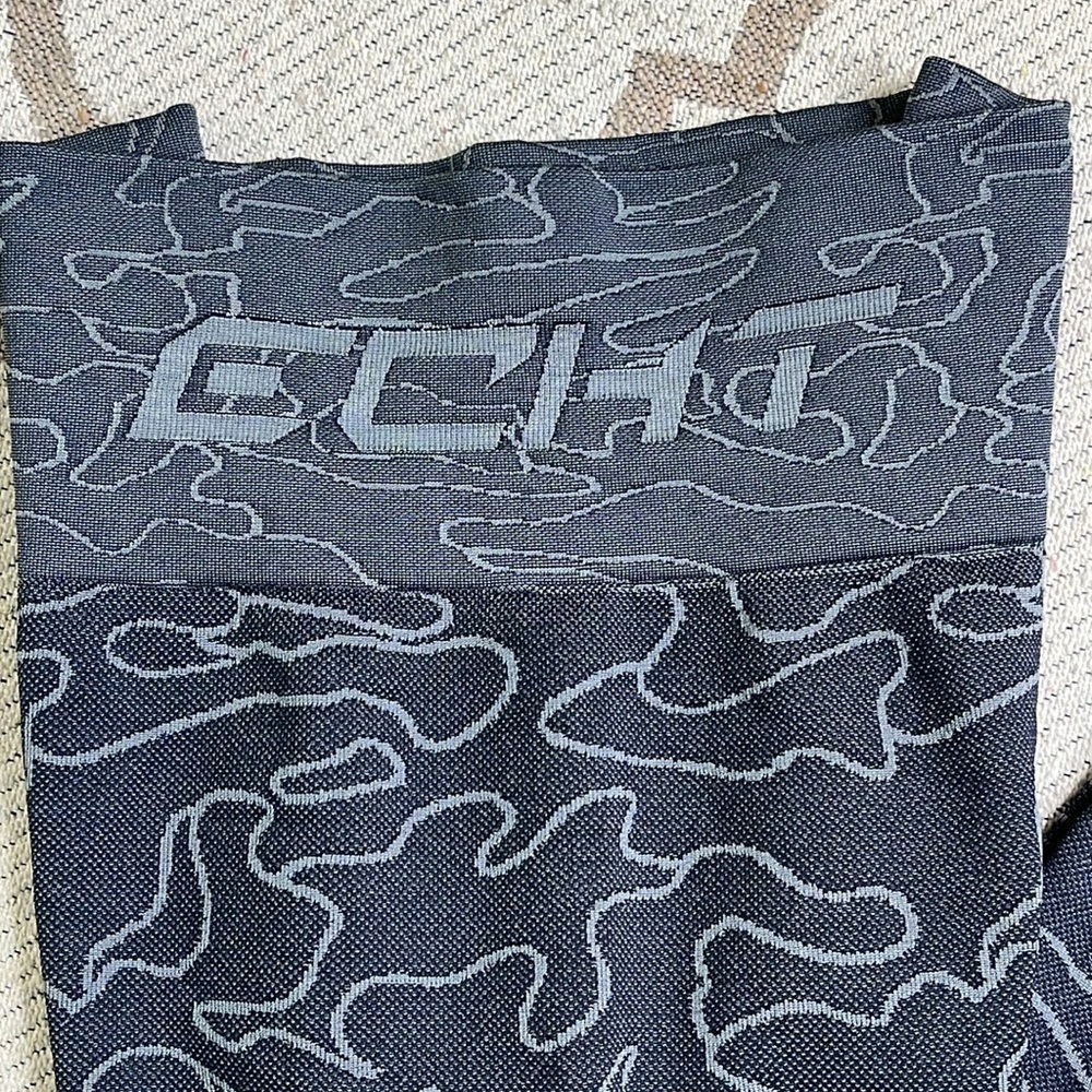 Echt Arise Camo Leggings, size medium - Picture 11 of 14